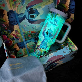 Stanley x Stitch Limited Edition Quencher – 40 oz Insulated Tumbler