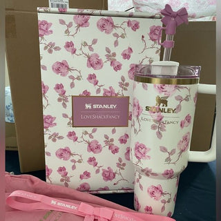 Stanley x LoveShackFancy Limited Edition Floral Quencher – 40 oz Insulated Tumbler