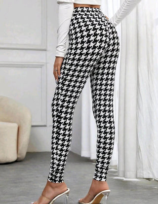 Houndstooth Print Skinny Pants