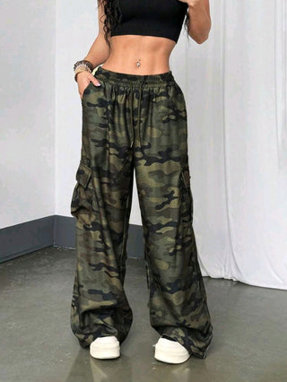 Women's Elastic Waist Loose Camo Pants