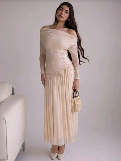 One-Shoulder Long-Sleeved Contrasting Mesh Dress